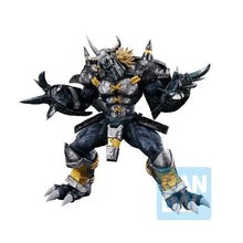 Digimon - Black Wargreymon, Bandai Spirits Collectible Statue - Image 2