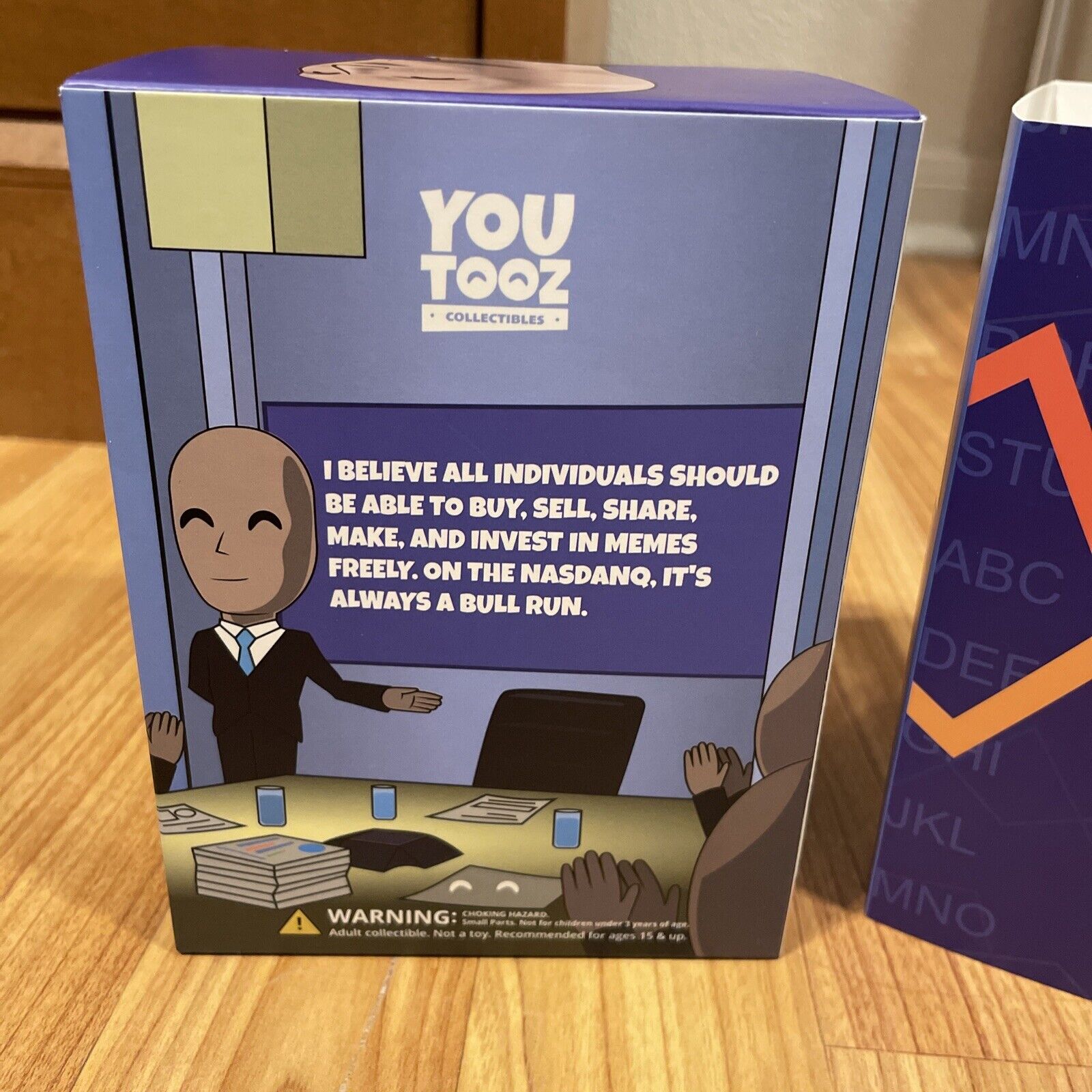 Meme Collection Stonks Vinyl Figure #21 - Image 7